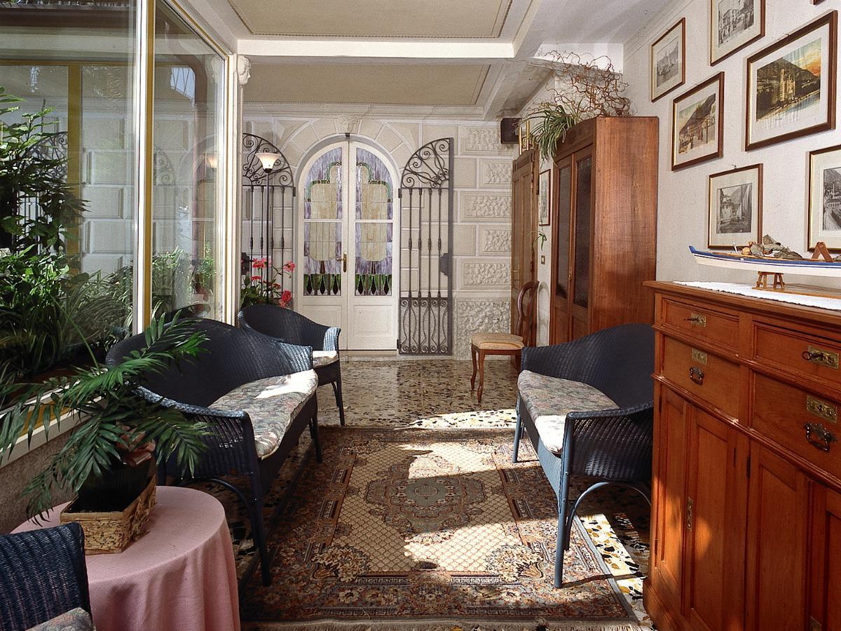 Du Hotel 3*